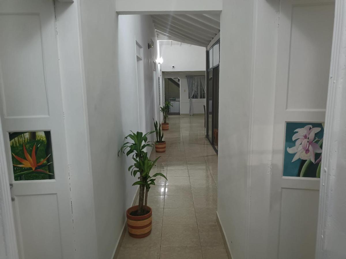 Hospedajes El Jardin Envigado Exterior foto